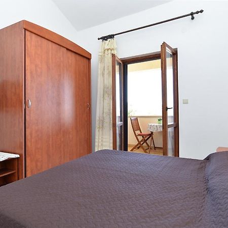 Apartment Milan 1174 Pula Exterior photo